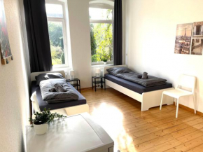 modern Apartment - WLAN - Smart-TV - Kitchen - for workers - 2x 4 room 8 pers